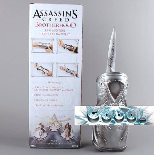 NECA Assassin's Creed Hidden Blade Brotherhood Ezio Auditore Gauntlet Replica Cosplay 1:1
