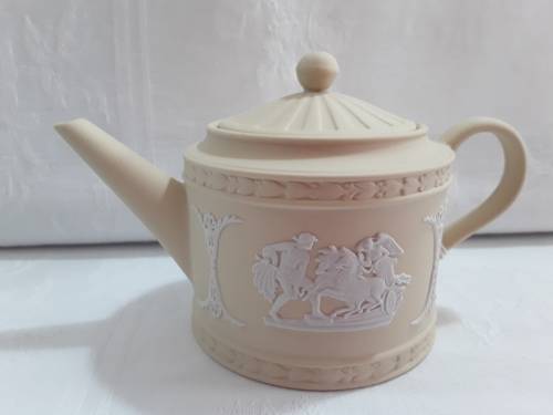 Wedgwood  ''Primrose''  Jasper  Tea Pot