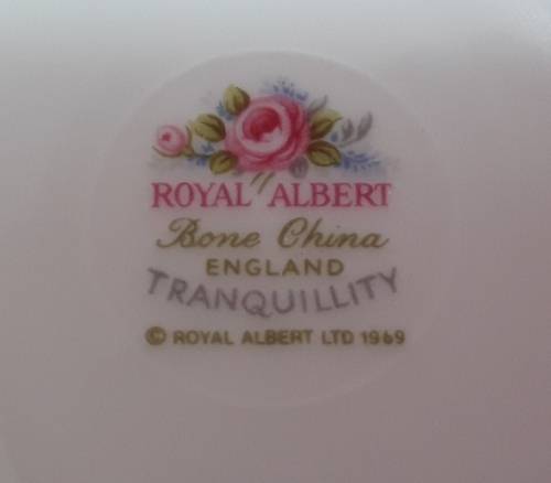 Royal Albert ''Tranquillity''  Trio