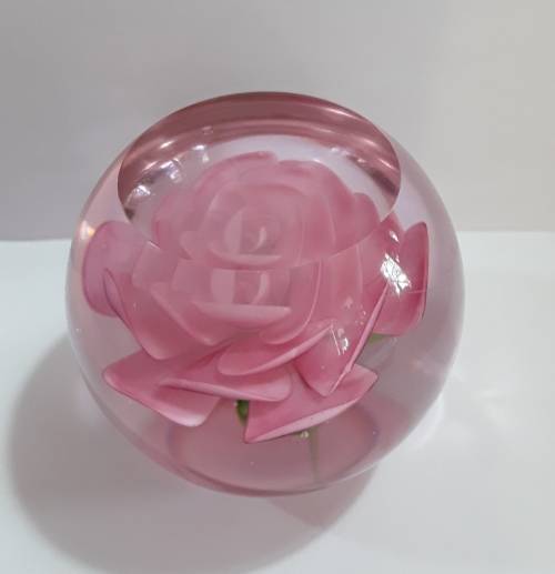 Satana  Paper weight