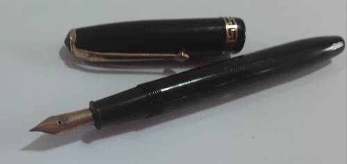 Conway Stuart  -  Vintage Fountain Pen