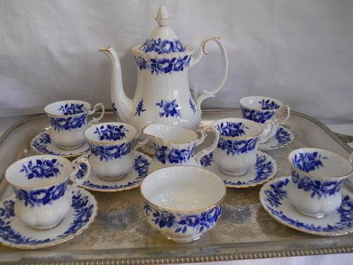Royal Albert 15pc  ''Aristrocrat''  Coffee Set