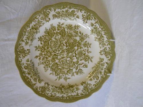J & G Meakin ''Avondale''  Dinner Plate