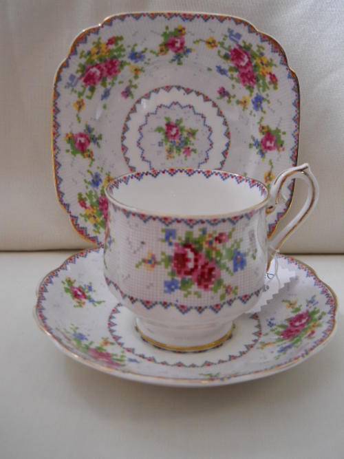 Royal Doulton   -  Petit Point  -  Trio