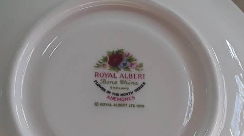Royal Albert  - Flower of the month  -  August Duo.
