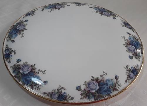 Royal Albert  ''Moonlight Rose''    Cake  Plateau.