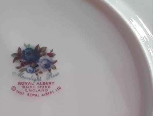 Royal Albert  ''Moonlight Rose''    Large Serving Bowl.