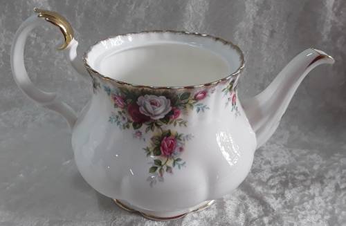 Royal Albert  ``Celebration``  Tea Pot