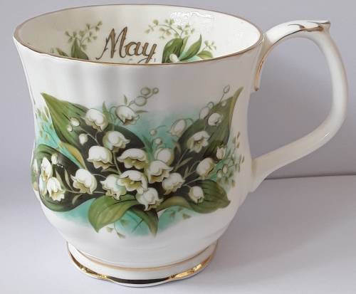 Royal  Albert  ``Flowers  of  the  month``  Coffee  Mug