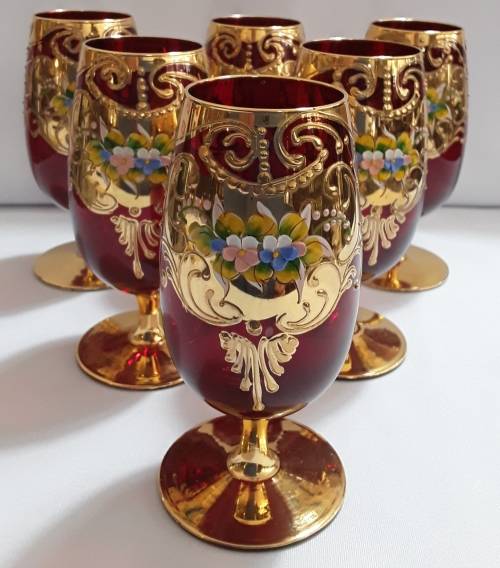 Venetian  Glass  -  Relief  Stemmed  Glasses