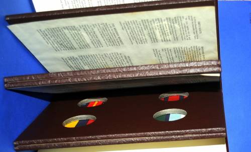 Leather bound Livingstone Mint book of Rhodesian Army Regiments and Corps.