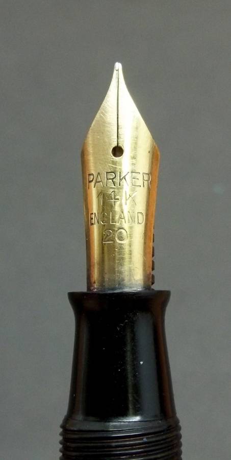 *CRAZY R1 START* 1940's PARKER Vacumatic fountain pen with 14ct nib