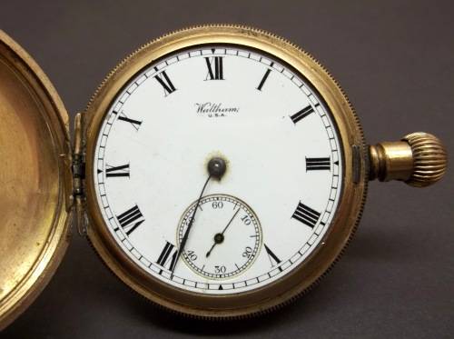 *CRAZY R1 START* Waltham USA Gold Plated pocket watch, Working - For restoration/parts