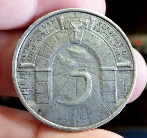*CRAZY R1 START* 1966 Rep of SA 5yr anniversary silver medallion - Johannesburg