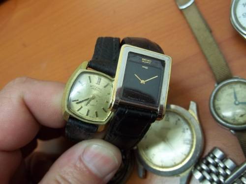 *CRAZY R1 START* Large lot of watch parts, Quartz/Manual Wind