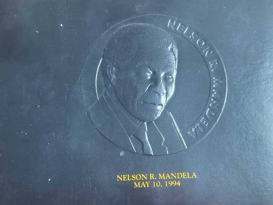 1994 Nelson Mandela FNB Bronze Medallion