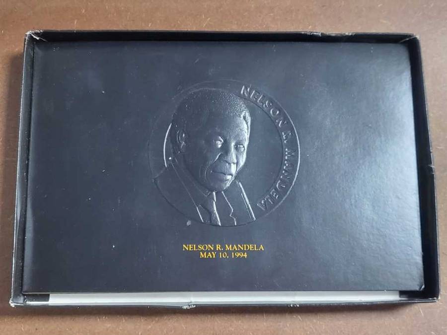 1994 Nelson Mandela FNB Bronze Medallion