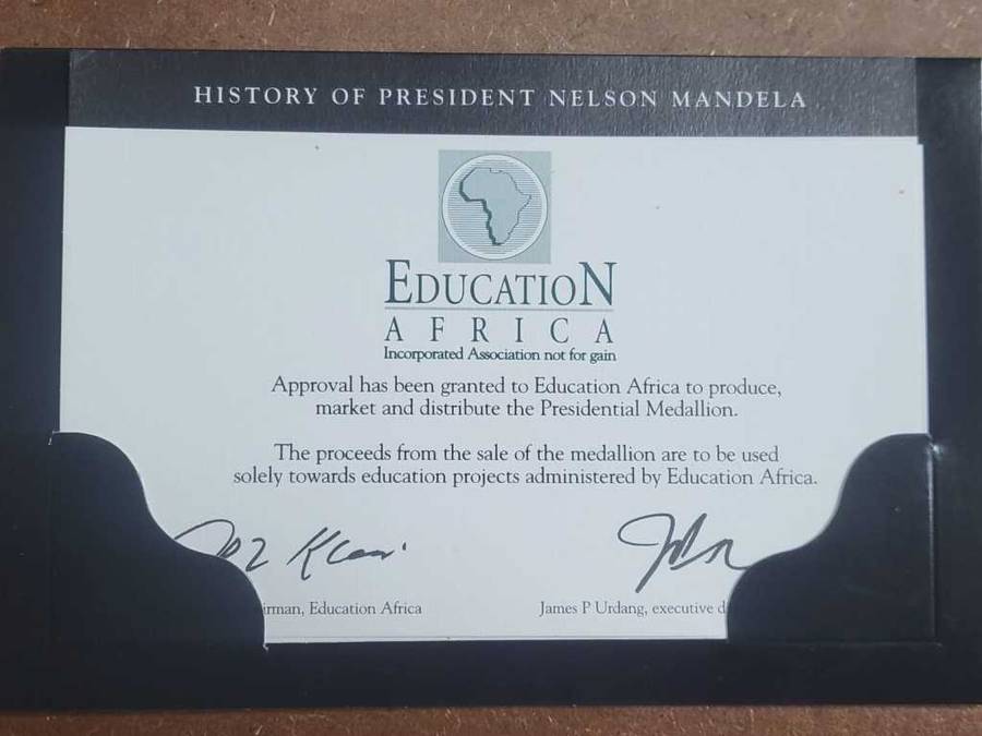 1994 Nelson Mandela FNB Bronze Medallion