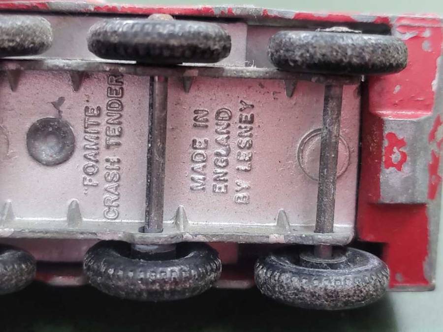 *R1 Auction* Lesney Matchbox no 63 `Foamite` Crash Tender &no 37 Cattle Truck