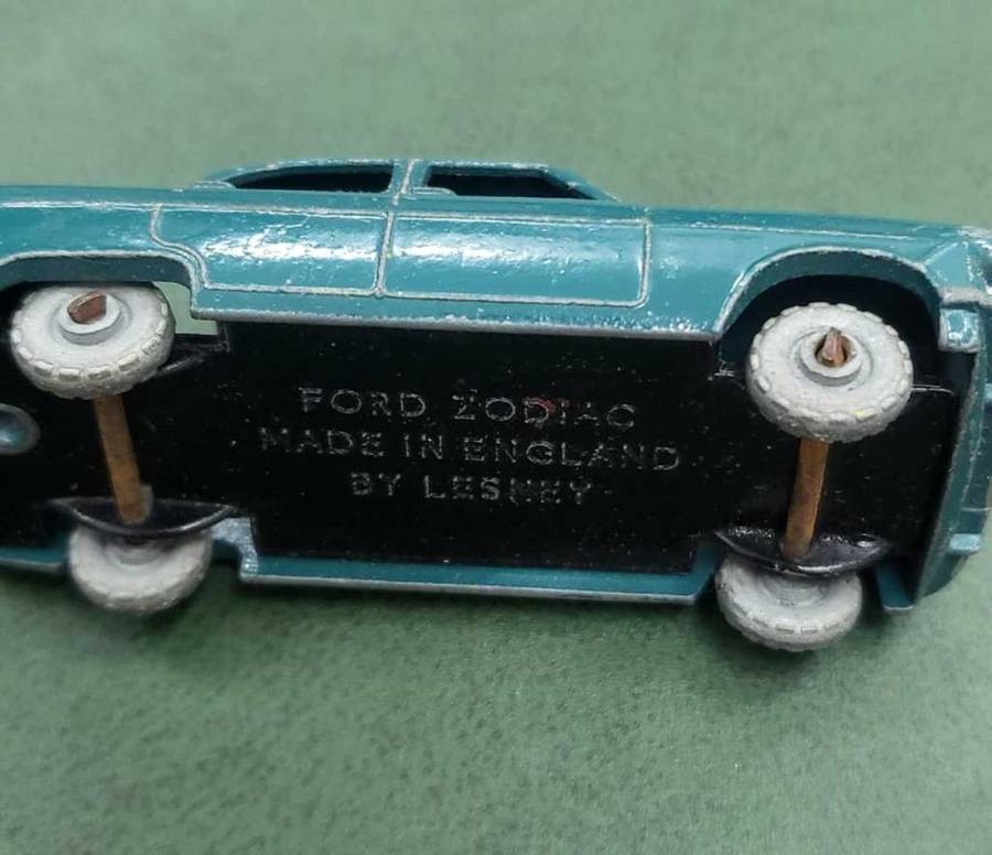 *R1 Auction* Lesney Matchbox no33 Ford Zodiac