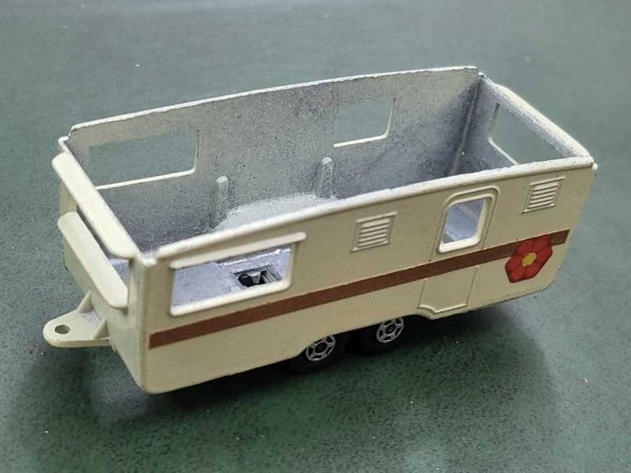 *R1 Auction* Lesney Matchbox no 45 Ford Corsair & no57 Trailer Caravan