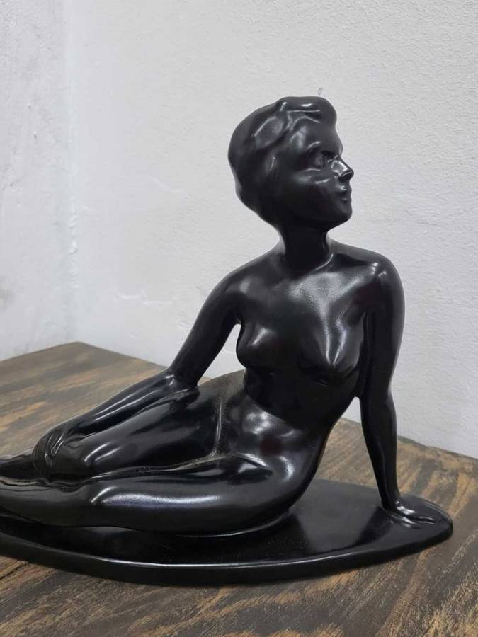 Villeroy & Boch Septfontaines Luxembourg Nude Woman Figurine No. 656