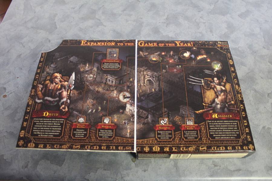 VERY RARE Diablo II Collectors Edition Box Set + Free Diablo III (PC)