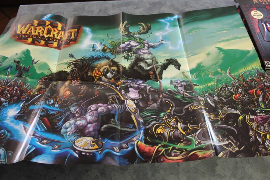 VERY RARE Diablo II Collectors Edition Box Set + Free Diablo III (PC)