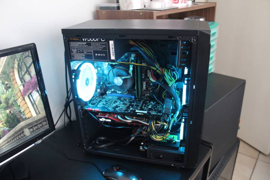 Great Value Gaming PC (i5 4570S, GTX 970 4GB, 8GB DDR3, 128GB SSD, 2TB HDD) Plays HD High Settings!