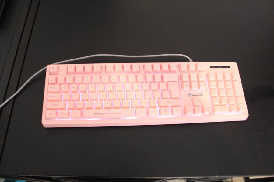Pink Marvo CM418 Mechanical Keyboard For Sale!
