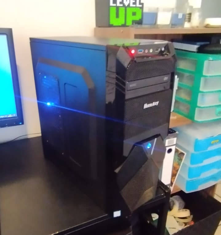 Gaming/Office PC (i3 540, 4GB DDR3, 9800 1GB, 500 GB HDD, 450 Watt Raidmax PSU)