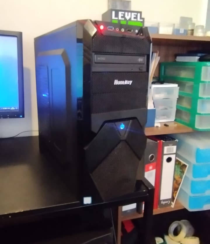 Gaming/Office PC (i3 540, 4GB DDR3, 9800 1GB, 500 GB HDD, 450 Watt Raidmax PSU)