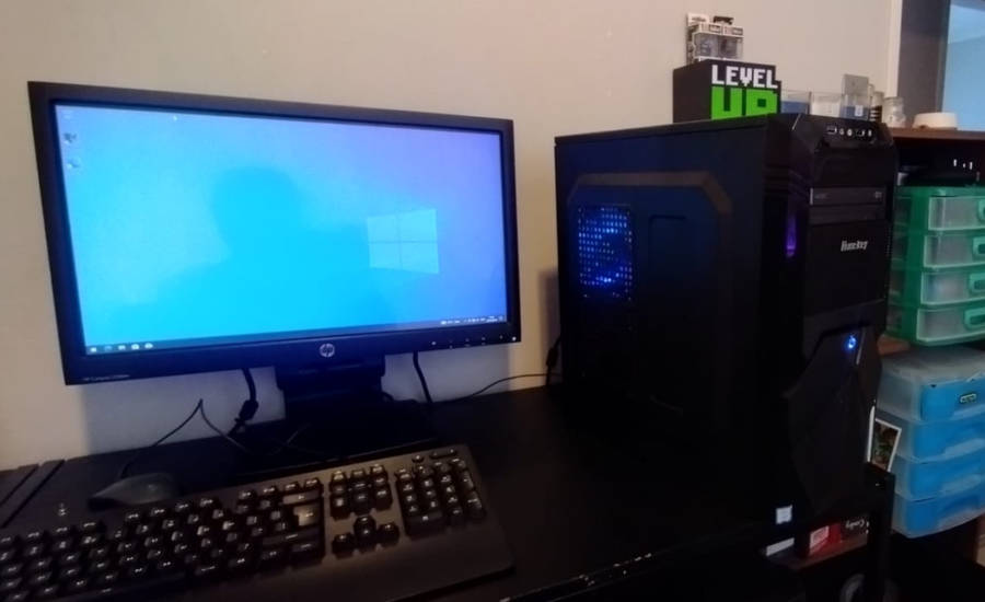 Gaming/Office PC (i3 540, 4GB DDR3, 9800 1GB, 500 GB HDD, 450 Watt Raidmax PSU)