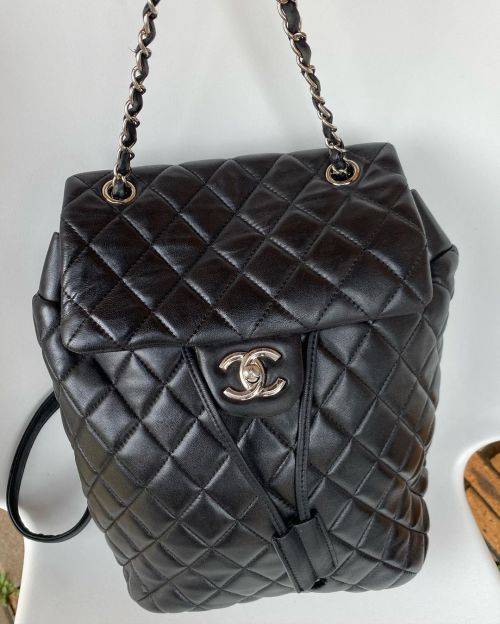 Pre-owned Chanel bag