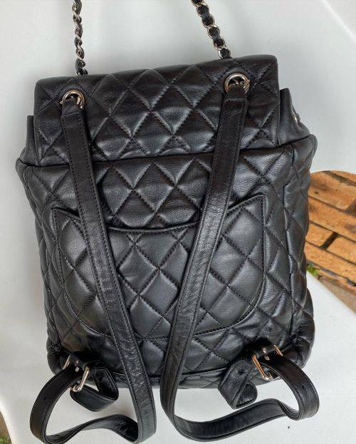 Pre-owned Chanel bag