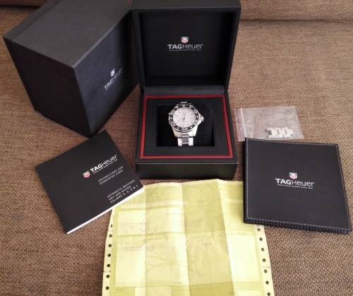 Original TAG Heuer AquaRacer 500m Calibre 5 Automatic - Pristine condition - with box and paperwork