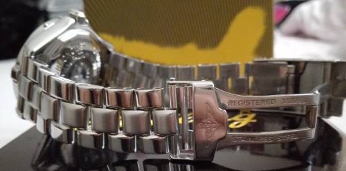 Original Breitling SuperOcean Automatic - Pristine condition - Complete box and paperwork