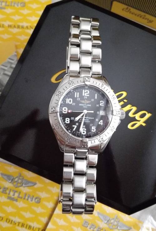 Original Breitling SuperOcean Automatic - Pristine condition - Complete box and paperwork