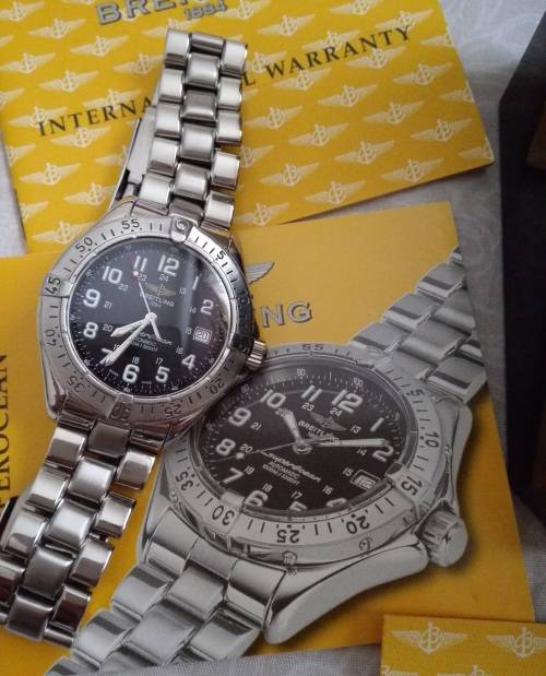 Original Breitling SuperOcean Automatic - Pristine condition - Complete box and paperwork