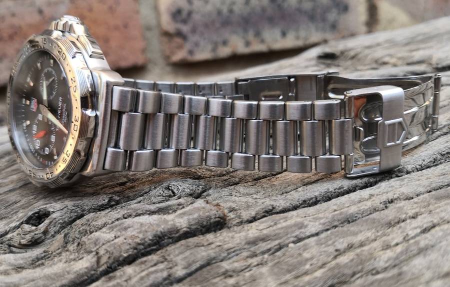 Tag Heuer Formula 1 Alarm Quartz 42mm