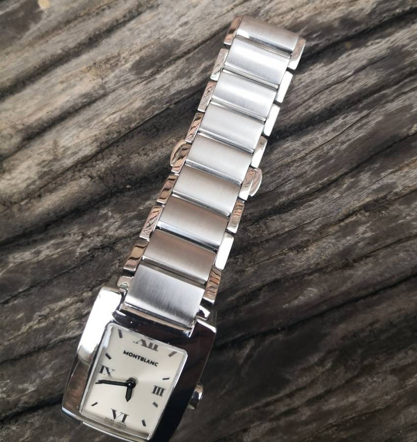 Montblanc Ladies Profile Quartz 24mm x 31mm