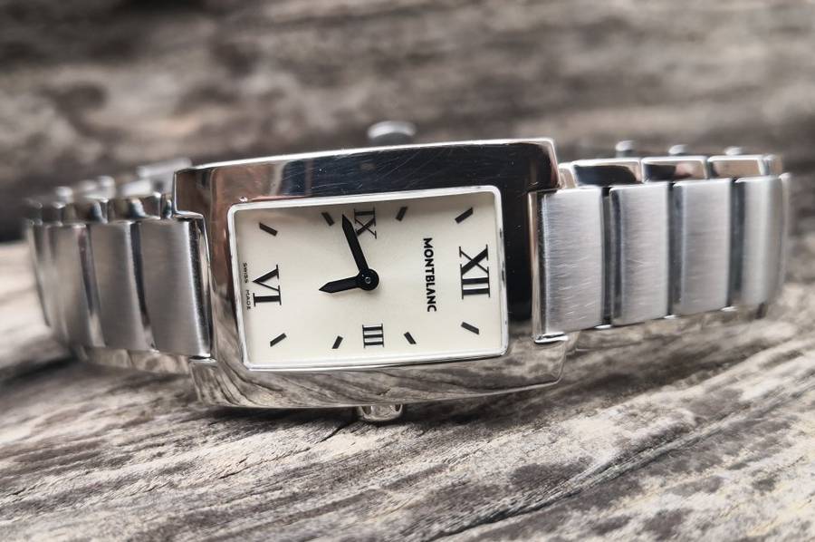 Montblanc Ladies Profile Quartz 24mm x 31mm