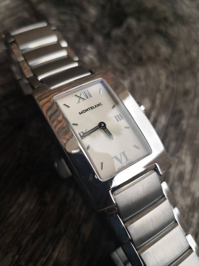 Montblanc Ladies Profile Quartz 24mm x 31mm