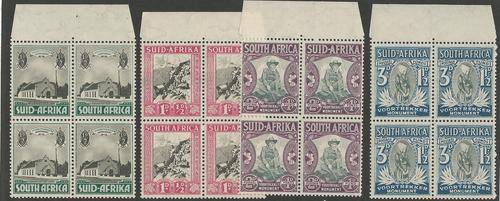 UNION SA 1933 - VOORTREKKER MONUMENT / 4 X BLOCKS OF 4. MNH CV R900+