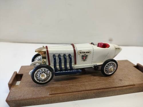 Brumm `Blitzen Benz`Mercedes Benz Racer