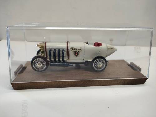 Brumm `Blitzen Benz`Mercedes Benz Racer