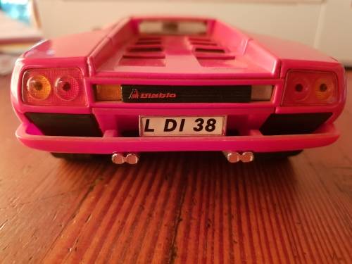 Lamborghini Diablo 1/18 scale