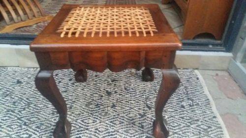 STUNNING REFURBISHED RIEMPIE STOOL
