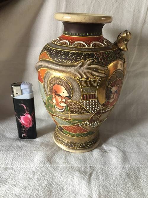 WOW !!! STUNNING ANTIQUE SATSUMA WARE RIGHT HANDED VASE