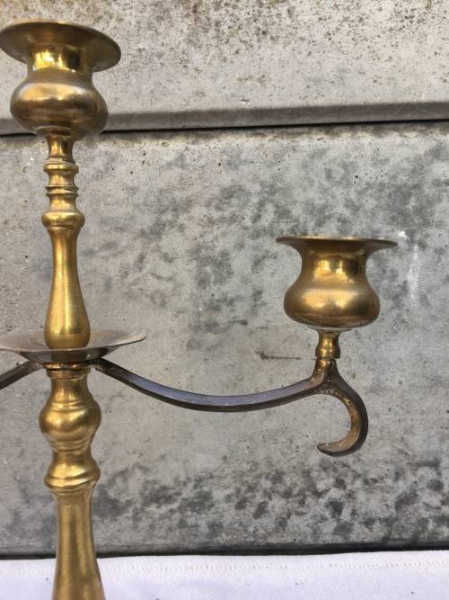 STUNNING DECORATIVE BRASS CANDELABRA